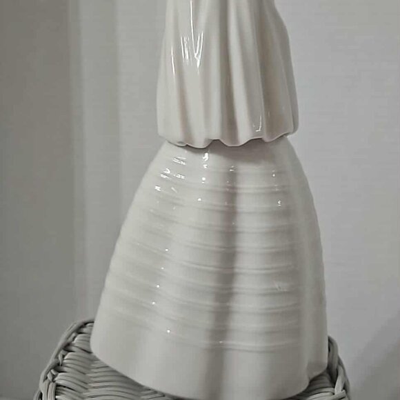 Lladro NAO Porcelain First Communion Girl - Picture 3 of 6